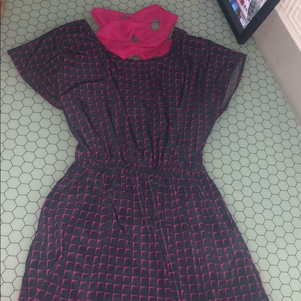 Boutique Style Navy Fuscia knee length dress